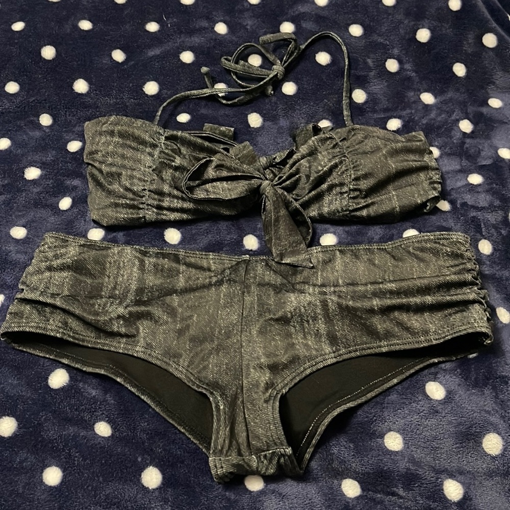 2 piece bathing suit